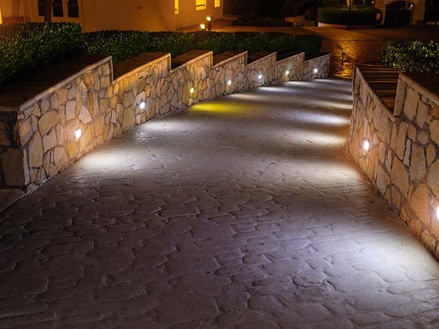 Outdoor Lighting Experts in Clay